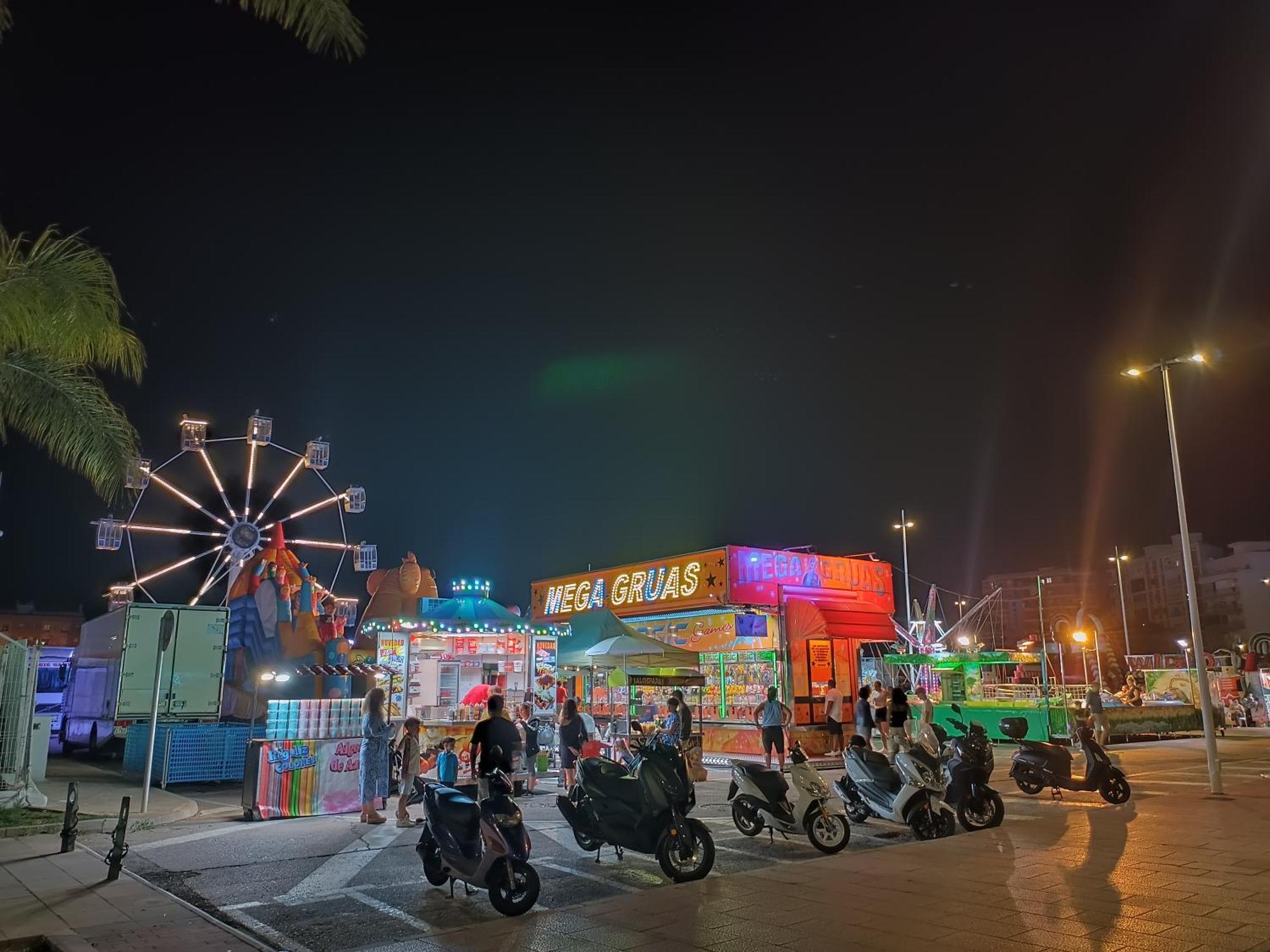 Mare De Deu, Vivienda Vacacional Para Familias Y Mayores De 25 Anos En El Grao De Gandia-Playa Playa de Gandia Luaran gambar