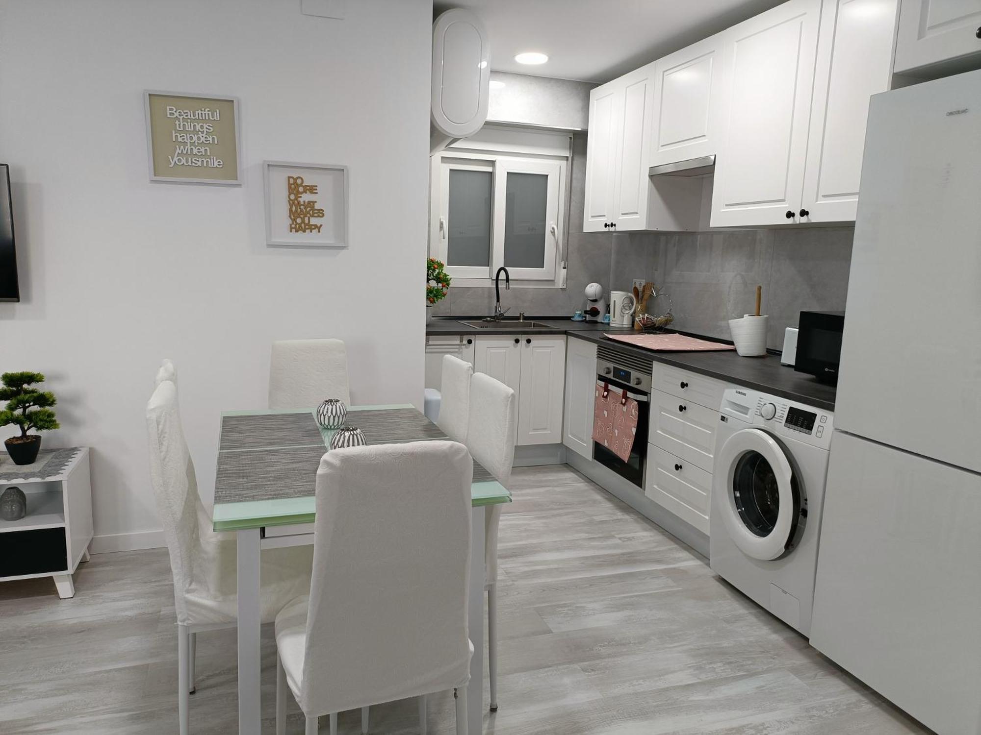 Mare De Deu, Vivienda Vacacional Para Familias Y Mayores De 25 Anos En El Grao De Gandia-Playa Playa de Gandia Luaran gambar